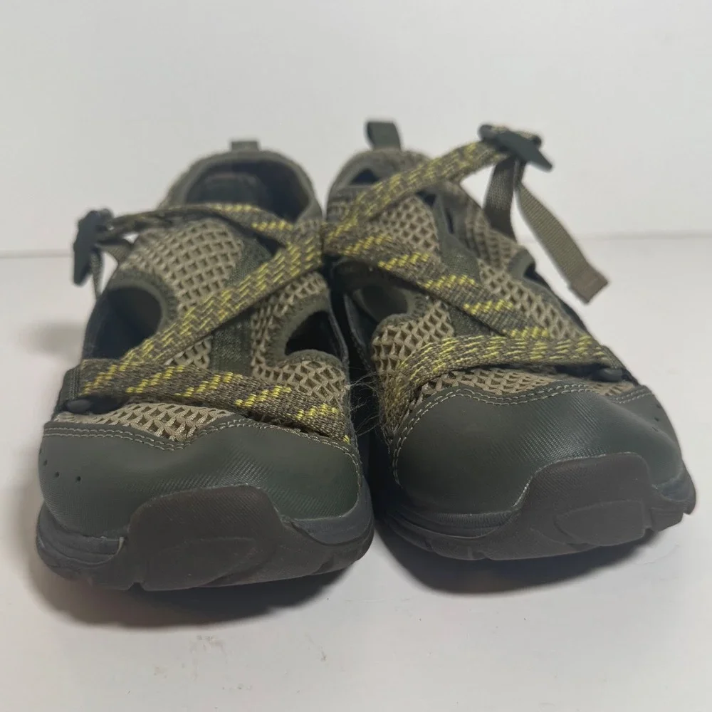 Chaco Outcross Kids Junior Water Shoes Olive Green Mesh Hiking Sandals Size 5